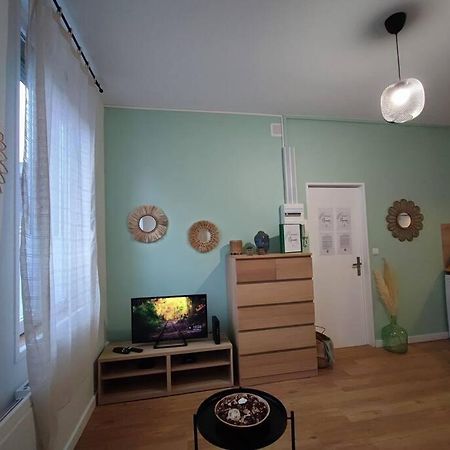 Appartamento Namaste Studio By T&L Denain Esterno foto