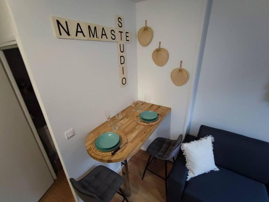 Appartamento Namaste Studio By T&L Denain Esterno foto